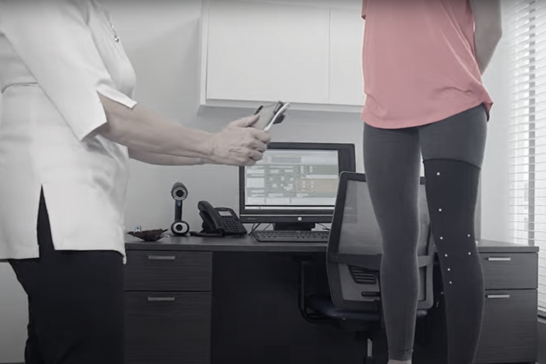 Clinic measurement for a custom knee brace